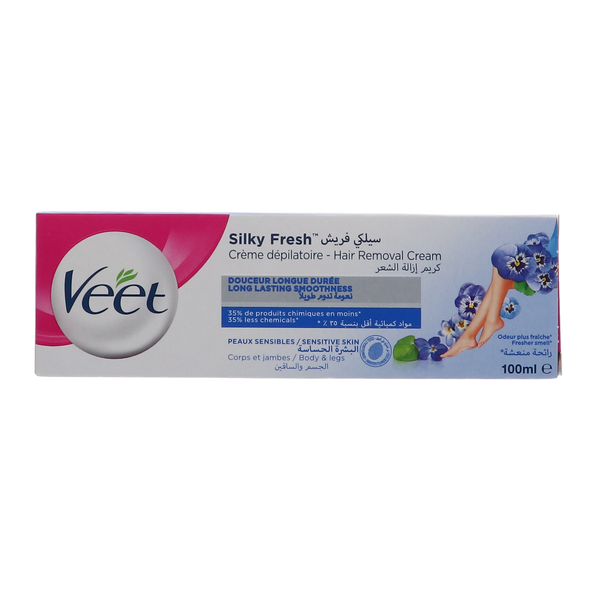 Veet Cream 100ml Sensitive voor zachte en effectieve ontharing, geschikt voor gevoelige huid met aloë vera en vitamine E.