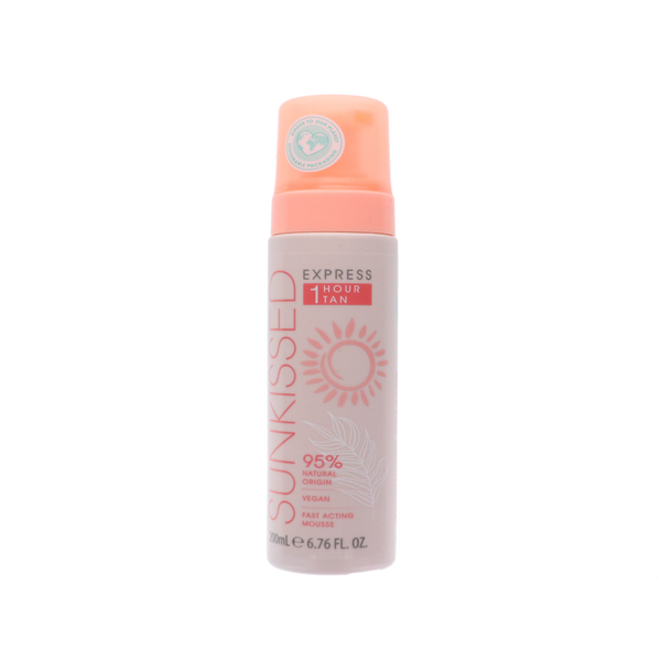 Zelfbruinende mousse Sunkissed 200ml voor een natuurlijke bruine teint in 1 uur, lichtgewicht en hydraterend.